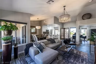 Photo #1: 2283630 Listing 