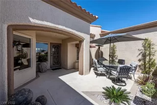 Photo #2: 2283630 Listing 