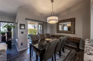 Photo #5: 2283630 Listing 