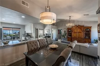 Photo #6: 2283630 Listing 