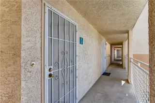 Photo #1: 2283676 Listing 