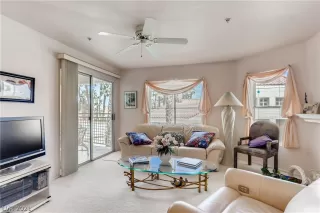 Photo #2: 2283676 Listing 