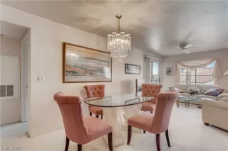 Photo #4: 2283676 Listing 