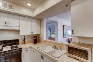 Photo #5: 2283676 Listing 