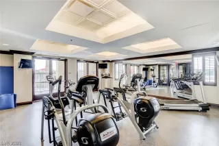 Photo #6: 2283684 Listing