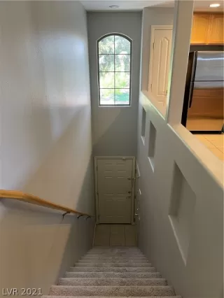 Photo #3: 2283693 Listing