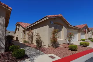 Photo #1: 2283695 Listing 