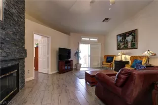 Photo #6: 2283695 Listing 