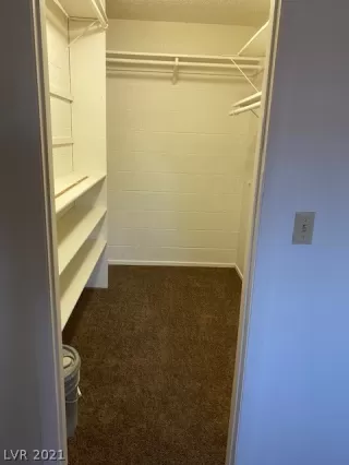 Photo #3: 2283698 Listing