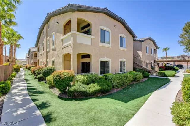 MLS: 2283724 Condo For Sale