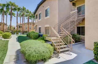 Photo #2: 2283724 Listing