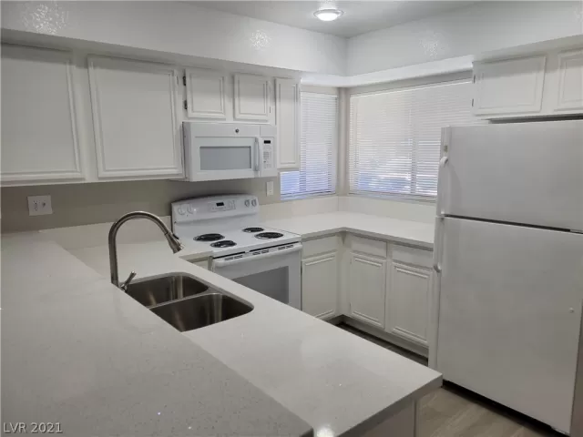 MLS: 2283733 Condo For Sale