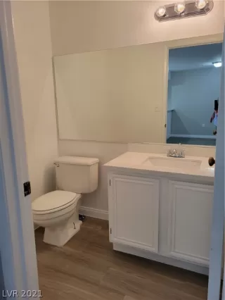 Photo #6: 2283733 Listing