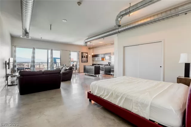 MLS: 2283750 Condo For Sale