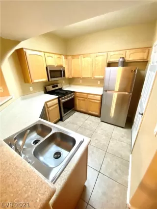 Photo #1: 2283774 Listing 