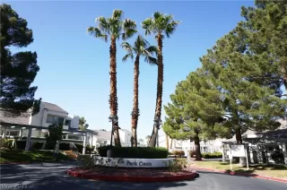 Photo #2: 2283781 Listing