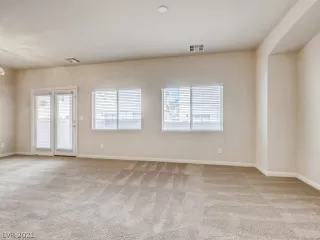 Photo #5: 2283803 Listing 