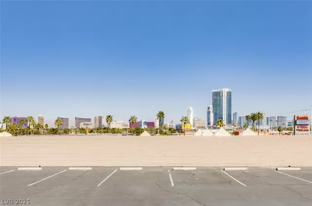 MLS: 2283819 Condo For Sale