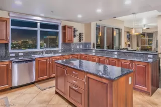 Photo #3: 2283847 Listing 