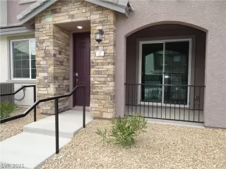 Photo #1: 2283852 Listing 