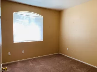 Photo #6: 2283904 Listing 