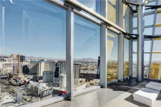 Photo #6: 2283917 Listing