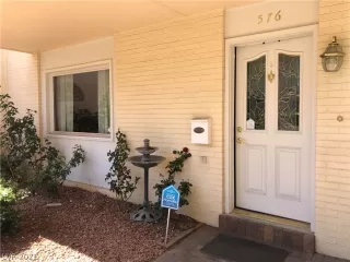 Photo #1: 2283946 Listing 