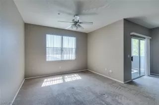 Photo #4: 2283953 Listing