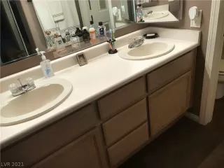 Photo #4: 2283986 Listing 