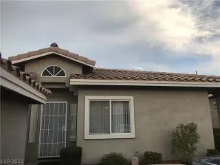 Photo #5: 2283986 Listing 