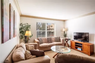 Photo #3: 2283999 Listing 