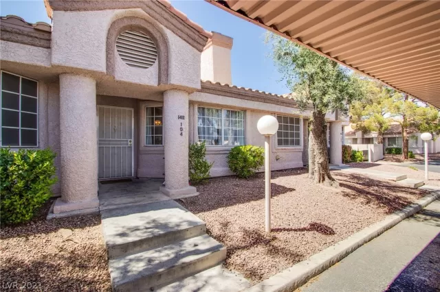 MLS: 2284006 Condo For Sale