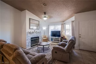 Photo #5: 2284006 Listing 