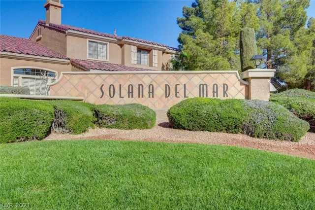 MLS: 2284034 Condo For Sale