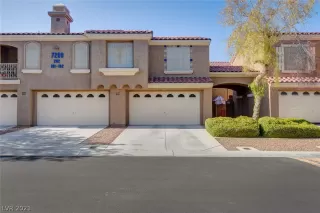 Photo #2: 2284034 Listing