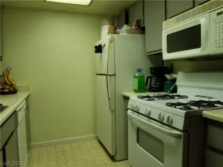 Photo #5: 2284064 Listing