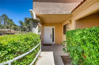 Photo #4: 2284087 Listing