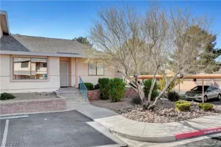 Photo #1: 2284113 Listing