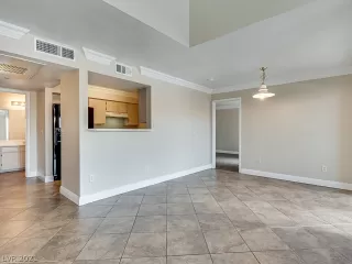 Photo #6: 2284128 Listing 