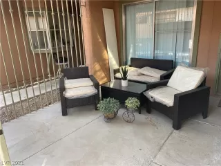 Photo #1: 2284177 Listing