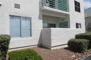 Photo #2: 2284210 Listing