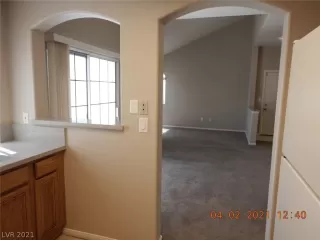 Photo #6: 2284225 Listing 