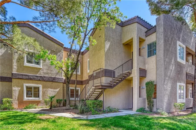 MLS: 2284246 Condo For Sale