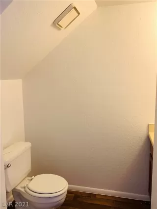 Photo #5: 2284251 Listing 