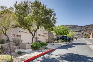 Photo #1: 2284340 Listing 