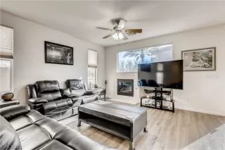 Photo #4: 2284340 Listing 