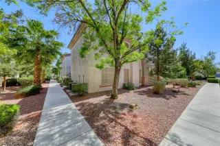 Photo #1: 2284350 Listing 