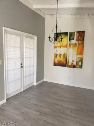 Photo #4: 2284356 Listing