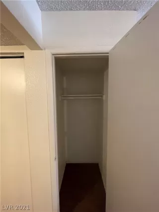 Photo #2: 2284369 Listing 