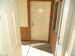 Photo #3: 2284424 Listing 